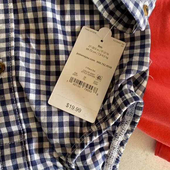 Baby boys Matching Carter’s sets - Picture 8 of 11